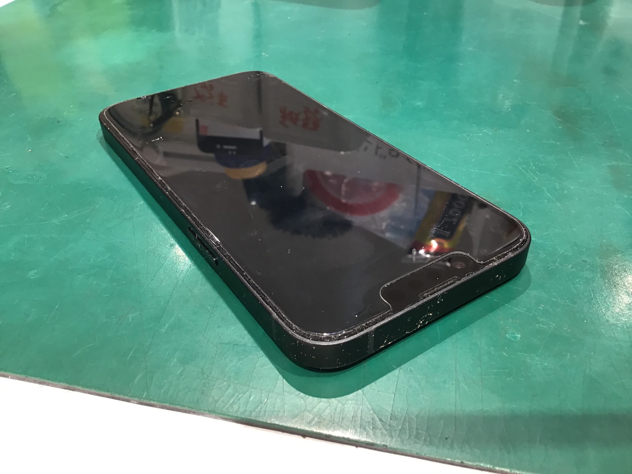 水没してしまったiPhone16e【スマホ修理工房丸井錦糸町店】